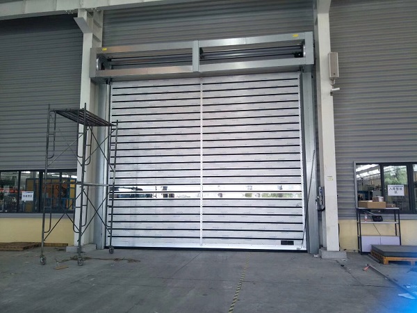 硬質螺旋快速門